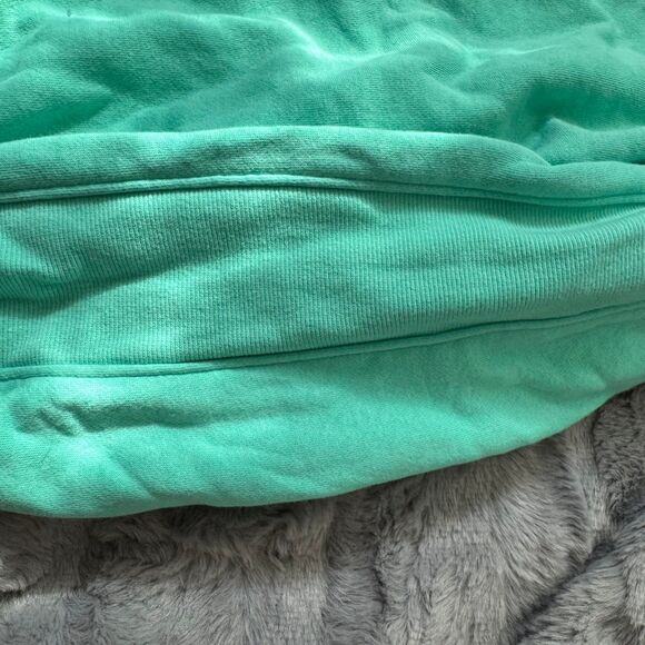 Under armour sweater - Picture 3 of 3